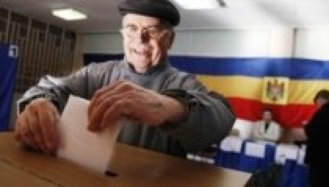 Parlamenti választások kezdődtek Moldovában