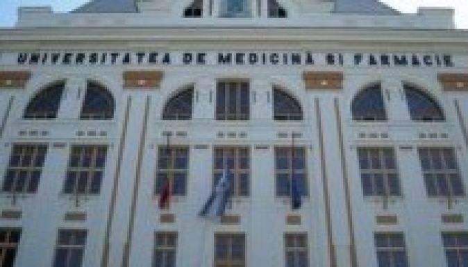 Részlegesen elmarasztalták a MOGYE plágiummal vádolt vezetőit