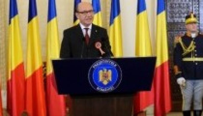 Felmérés: Traian Băsescu a rendszerváltás utáni legjobb államfő