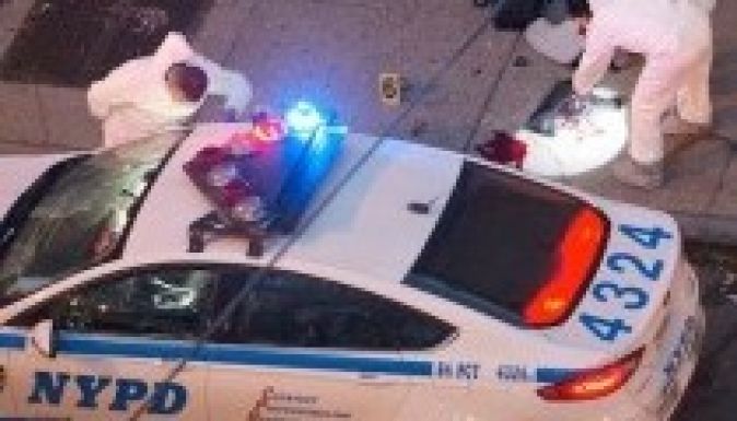 Megölt két rendőrt, majd magával is végzett egy férfi New Yorkban