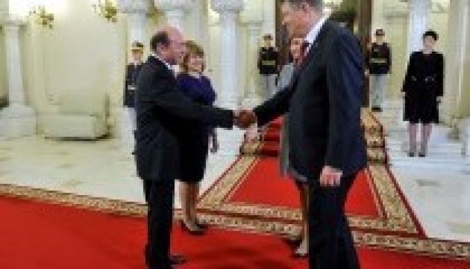 Elnöki átadás-átvétel a Cotroceni-palotában (GALÉRIA)