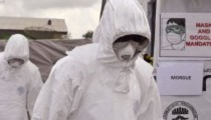 Újabb két ebolagyanús esetet vizsgálnak Nagy-Britanniában