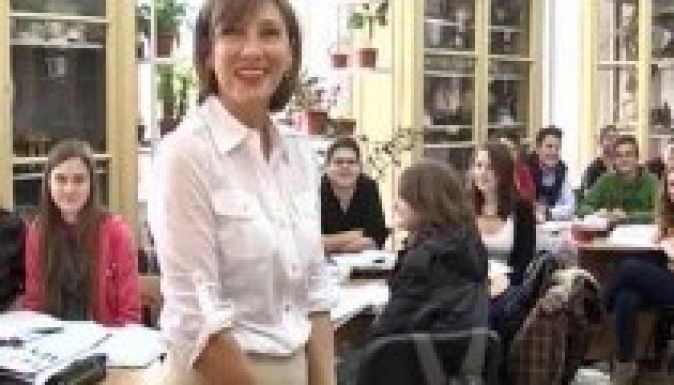 Egyelőre nem követi férjét Bukarestbe Carmen Johannis