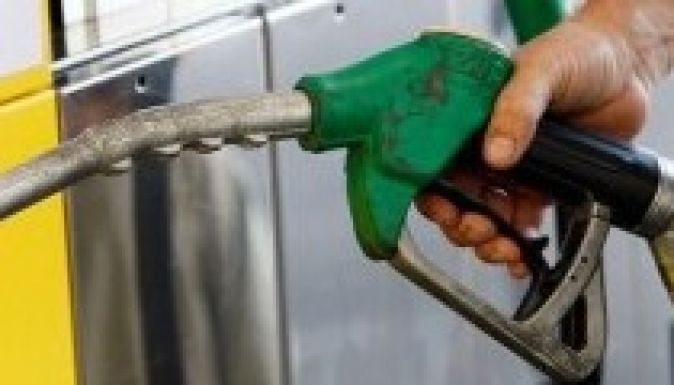 Miért kerül Amerikában feleannyiba a benzin?