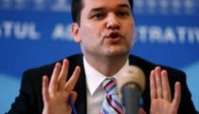 Cseke Attila: van megoldásunk az árfolyamrobbanásra