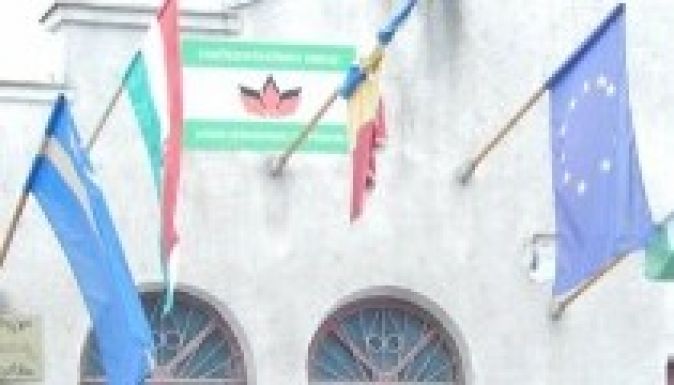 Megbírságolták  zászló-ügyben Erdőszentgyörgy polgármesterét