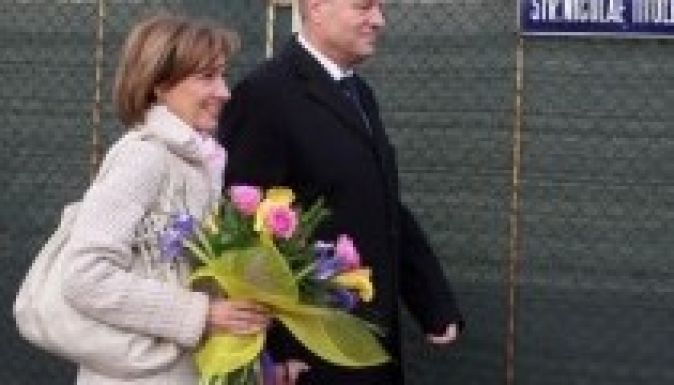 Ennyit keres Klaus Johannis államfő felesége