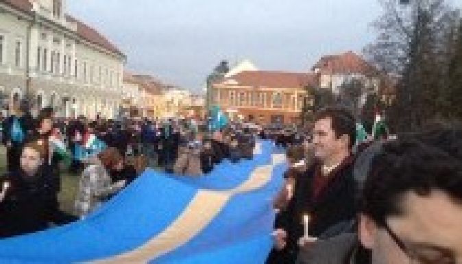 „Antidemokratikus, hogy nem lehet népszavazás Székelyföldön”