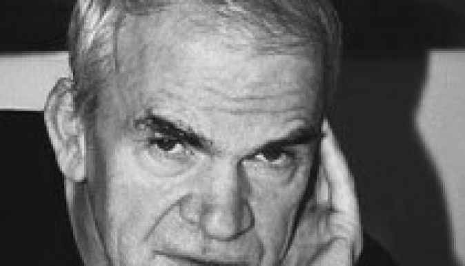 Tizenhárom év után itt az új Kundera-regény