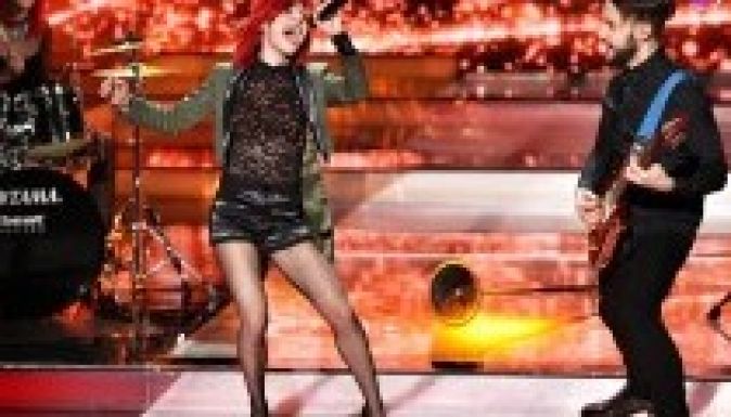 A Dal: a szombati középdöntőben lép színpadra Antal Timi