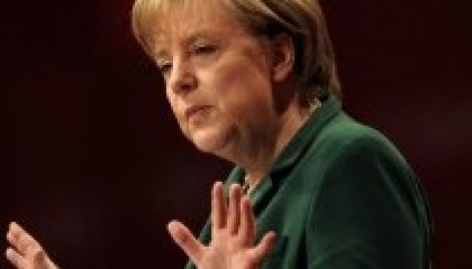 Az ukrajnai tűzszünet megszegése esetére Merkelnek vannak ötletei