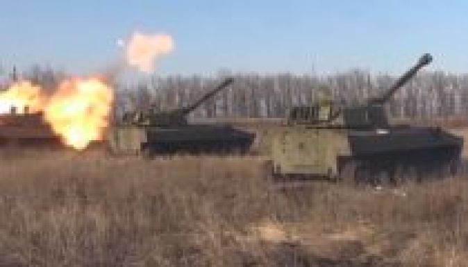 Még harminchat óra a tűzszünetig: Donyeckben és Luhanszkban lőnek