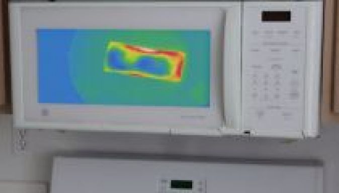 Egy új mikró megmutatja, belül is meleg-e az étel