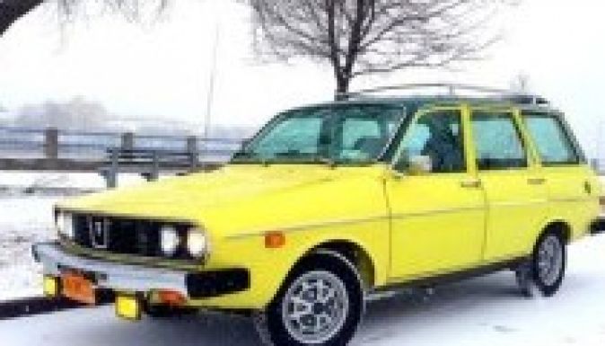 Mit keres a brassói rendszám a New York-i Dacián?