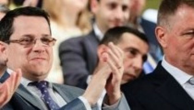 Eduard Hellviget jelölte Klaus Johannis SRI-igazgatónak