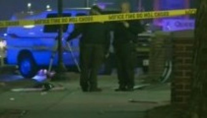 Tüntetők lőttek meg két rendőrt Fergusonban