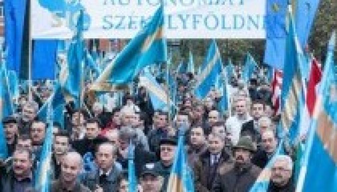 Közbiztonsági veszélynek minősítenék az autonómia követelését