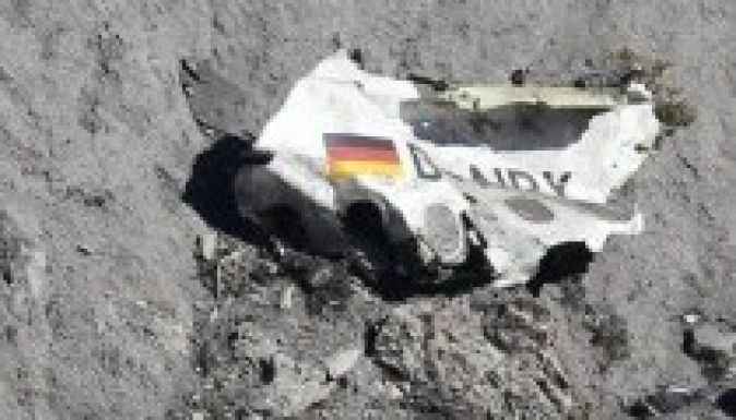 Lubitz eltitkolta betegségét, hogy a Germanwings-gépen lehessen
