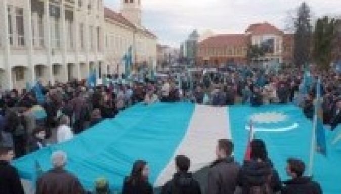 Ismét kiáll a magyar közösség mellett az az ActiveWatch