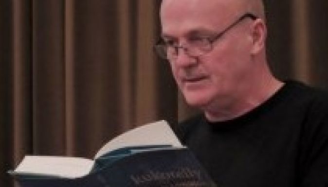 Kukorelly Endre kapja az Artisjus Irodalmi Nagydíjat