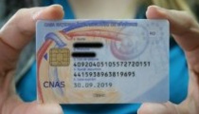 Péntektől kötelező az egészségügyi kártya