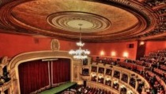 Már a Bukaresti Nemzeti Operára is lecsapott a DNA