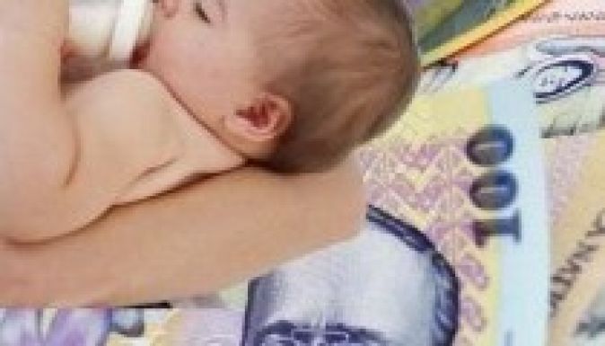 Megduplázták a képviselők a gyereknevelési pótlékot