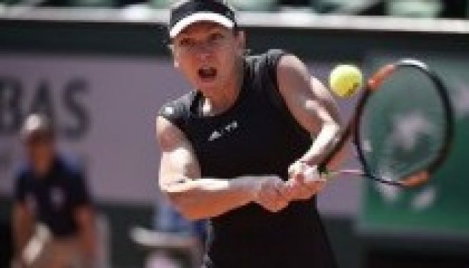 Roland Garros: Halepnek meg kellett küzdenie a továbbjutásért