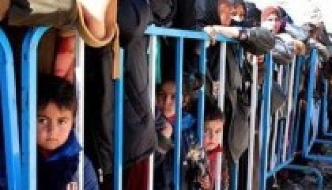 Románia 1705 menekültet fogadna be