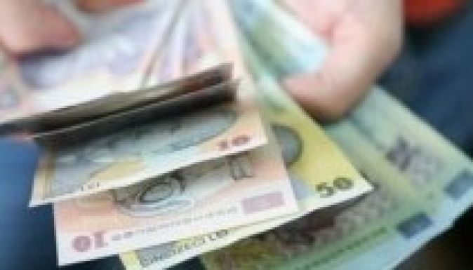 Ennyi volt áprilisban a hazai nettó átlagfizetés