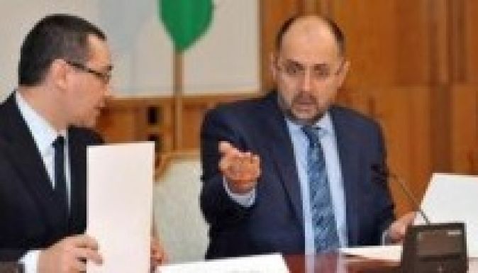 Kelemen Hunor: jobb lett volna, ha Victor Ponta lemond