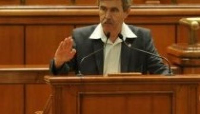 Ezért kellene távoznia a kormánynak az RMDSZ szerint