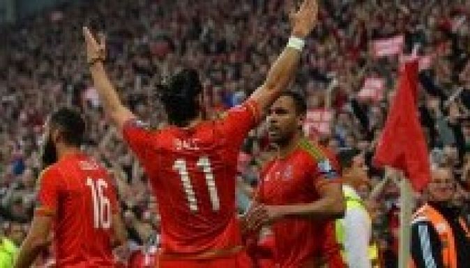 Eb-selejtezők: Izland az A-csoport élén, iksz a nap rangadóján