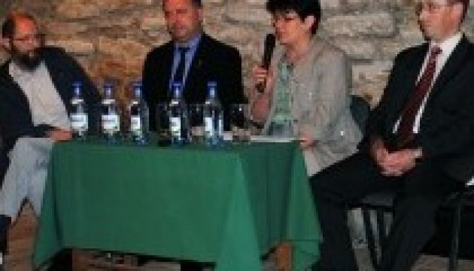 Politikusok mesélték el, mi zajlik a színfalak mögött