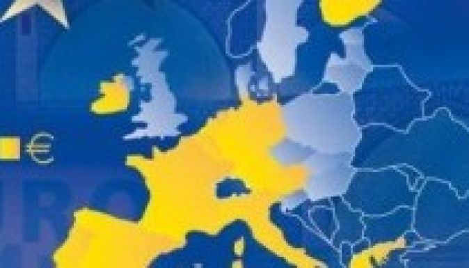 Rendkívüli csúcson próbálják menteni hétfőn Görögországot