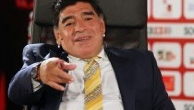 FIFA: Diego Maradona is pályázik az elnöki pozícióra