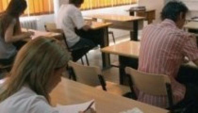 Érettségi: más megyékbe szállítanák javítani a dolgozatokat