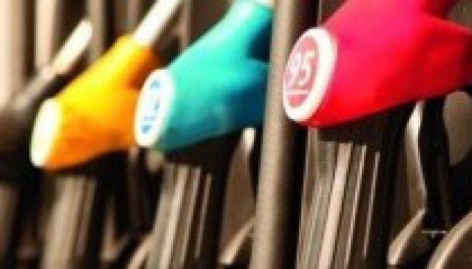 Romániát is meghódítják a „fapados” benzinkutak