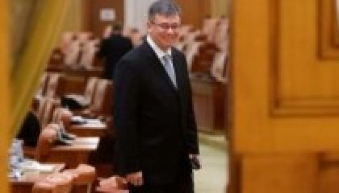 Megszavazta a parlament Ungureanu kinevezését a SIE élére