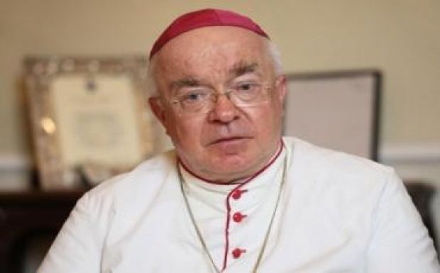 Rosszul lett tárgyalásán a pedofíliával vádolt nuncius