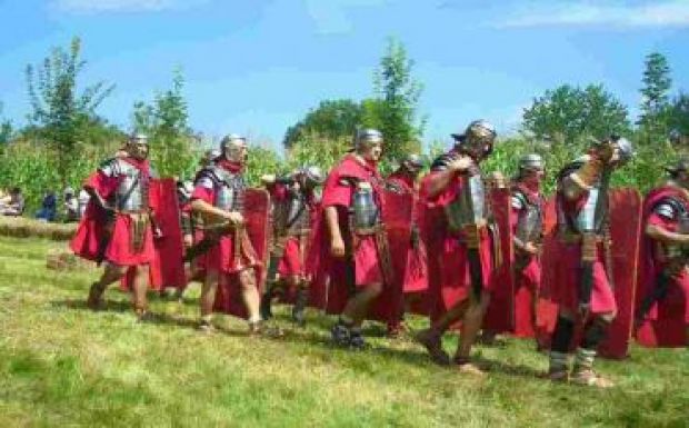 Készülnek a Római Fesztiválra Mikházán