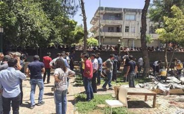 Robbantottak egy török városban, sokan meghaltak