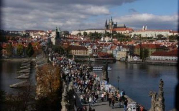 A csehek 70 százaléka elutasítja a menekültek befogadását