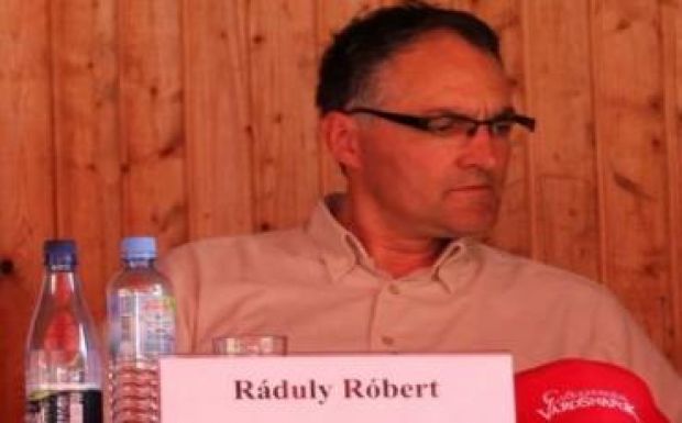Tusványos: Ráduly megválna „a nem eléggé székely” helyi tanácsosoktól