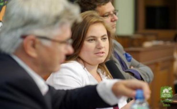 Ilyen volt kikapni a sakk királynőjétől – Kolozsvár vendége volt Polgár Judit