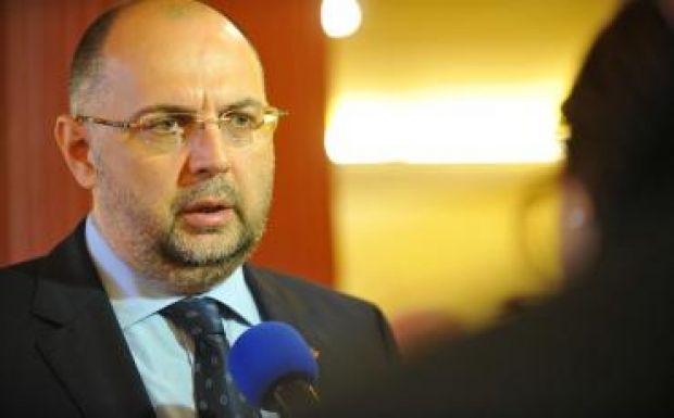 Kelemen: rossz üzenete van az adótörvénykönyv halogatásának