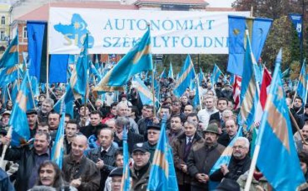 Szeptember elején dönt az autonómiatervezet sorsáról az RMDSZ és az MPP