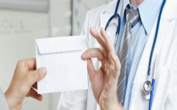 Gál Mária: Hála, pénz