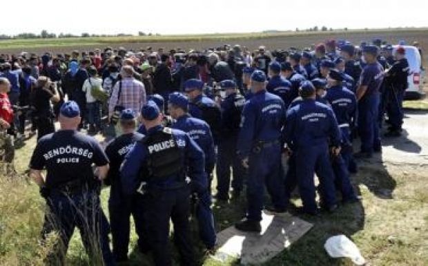 Magyarországon eddig 157 746 menekültet regisztráltak