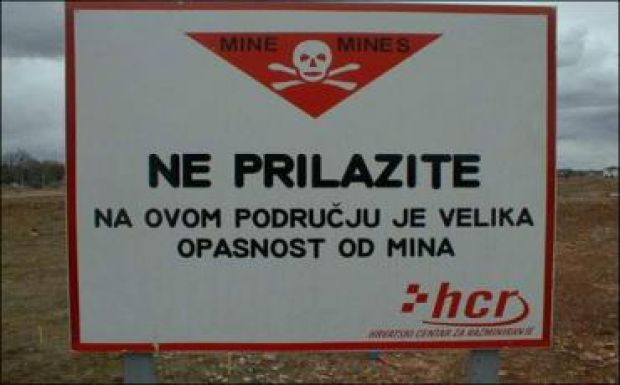 Elaknásított vidéken kell átgázolniuk a menekülteknek Horvátországban és Boszniában